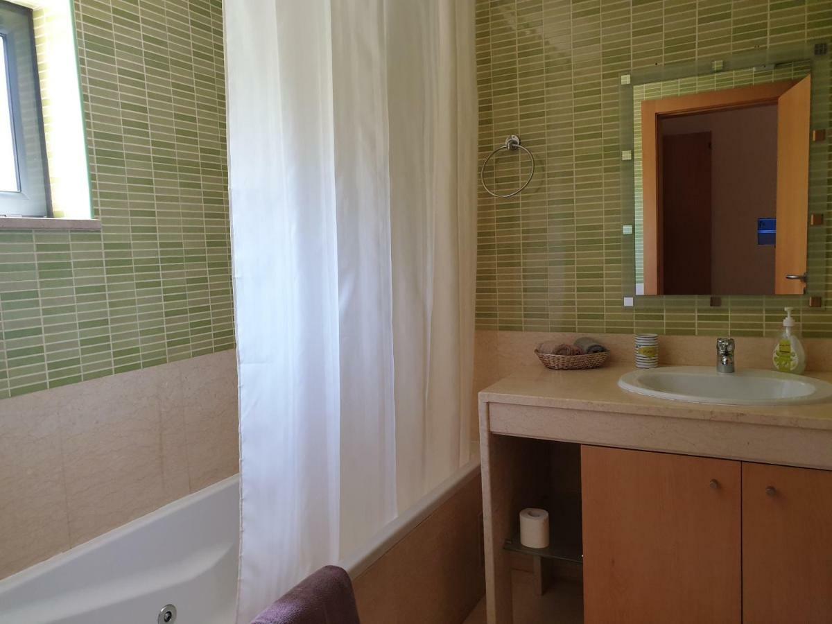 Albufeira Oura Beach V4 Villa Marisa With Private Pool ภายนอก รูปภาพ